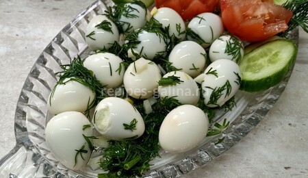 Фото рецепта: Маринованные перепелиные яйца